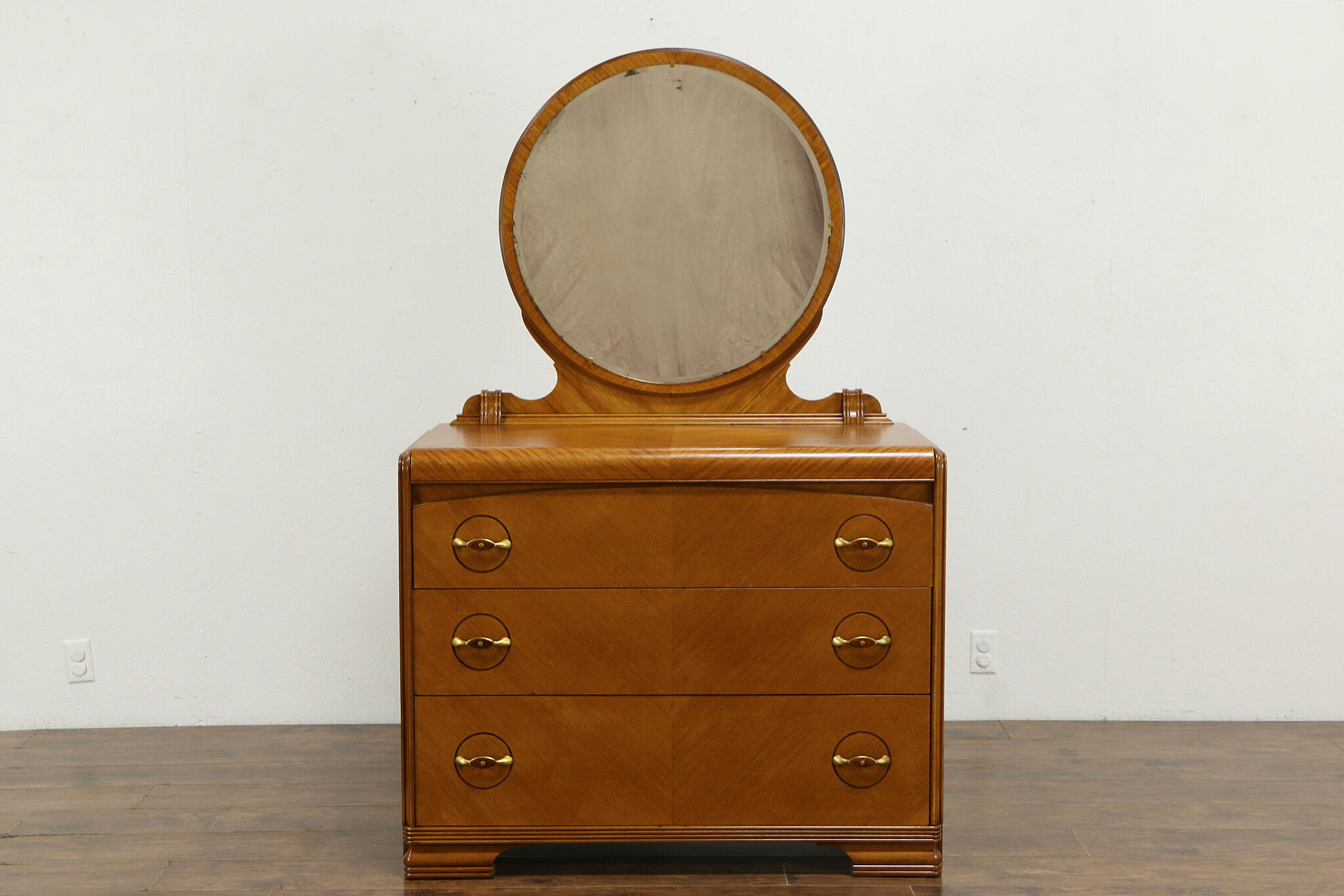 vintage dresser with mirror